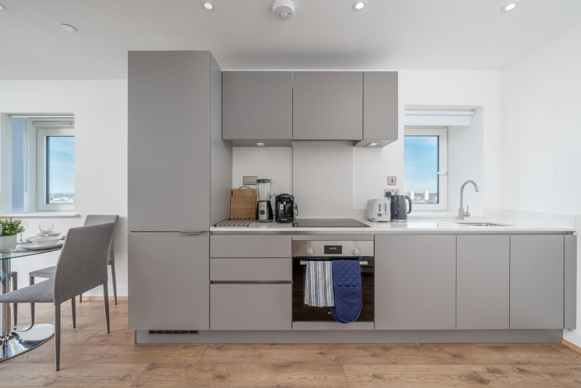 Skyvillion - London River Thames Top Floor Apartments By Woolwich Ferry, Mins To London Excel, O2 Arena , London City Airport With Parking Bagian luar foto