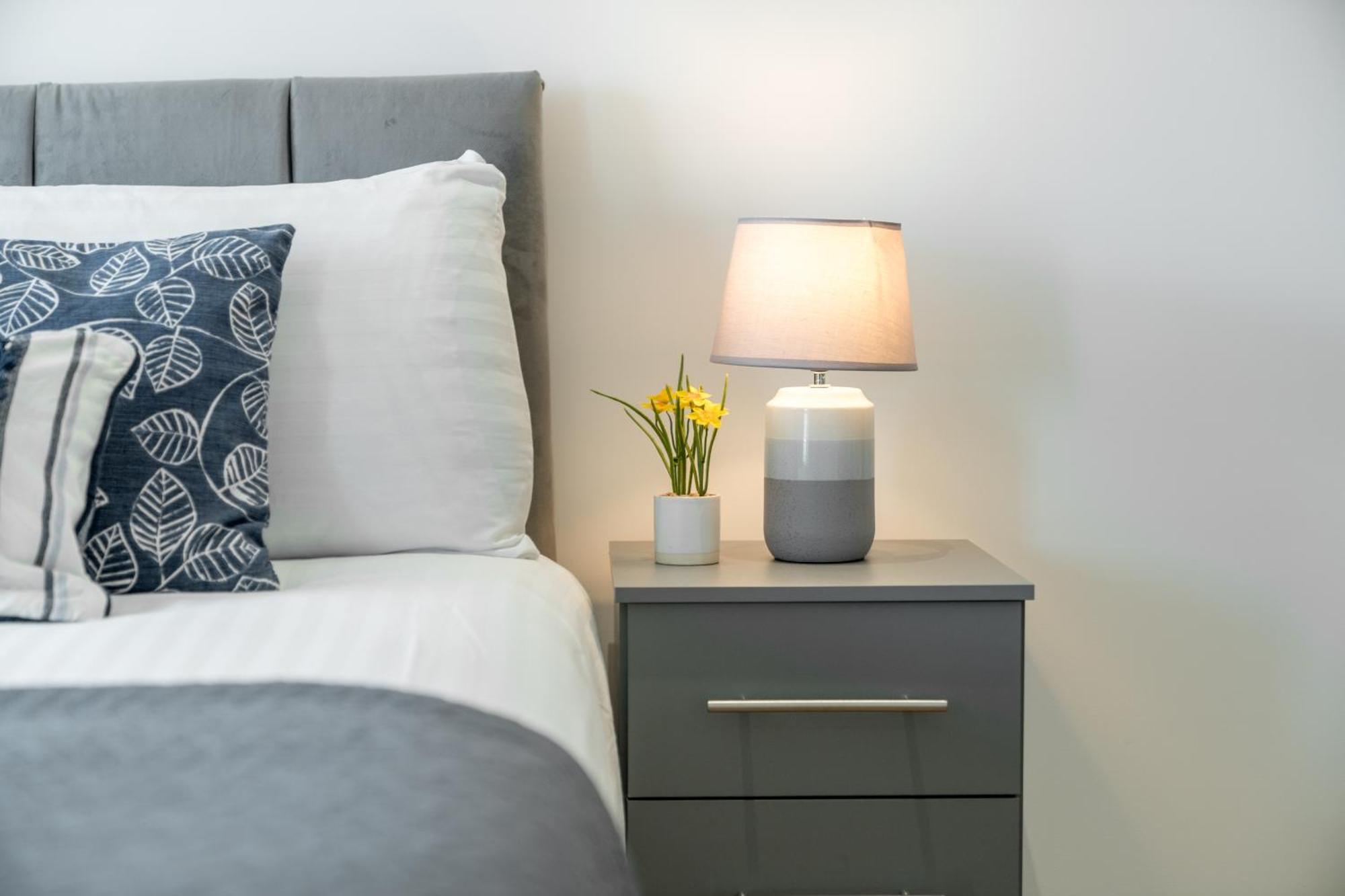 Skyvillion - London River Thames Top Floor Apartments By Woolwich Ferry, Mins To London Excel, O2 Arena , London City Airport With Parking Bagian luar foto